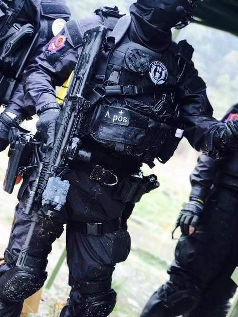 武装特警 国产剧 图片