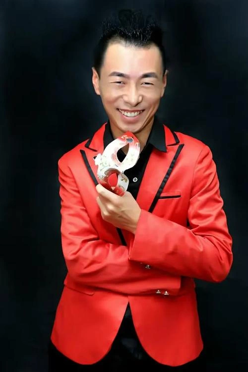 杨非与高俐 刘占奎 爱情片 官方剧照