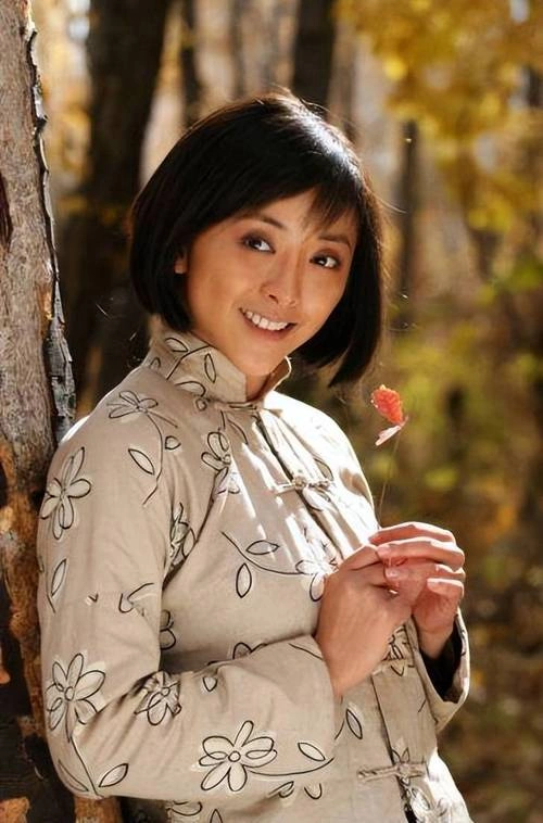 穿过月亮的旅行 黄小蕾 爱情片 官方剧照