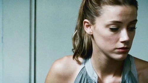 黑暗来临 Amber Heard 恐怖片 官方剧照