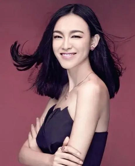 炙爱之战 李艾 综艺 官方剧照