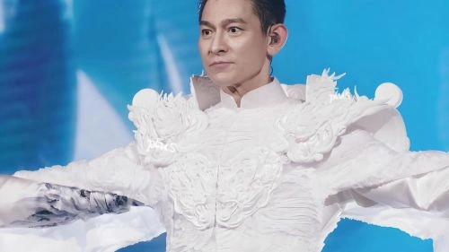 致敬白衣天使公益云演唱会 刘德华 综艺 官方剧照