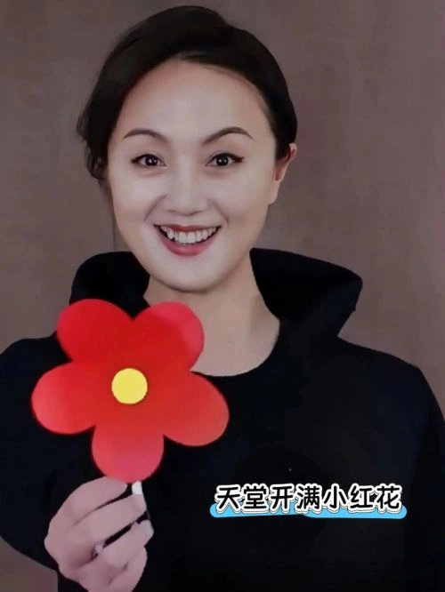 送你一朵小红花 · 特别纪录第二集 朱媛媛 其他片 官方剧照