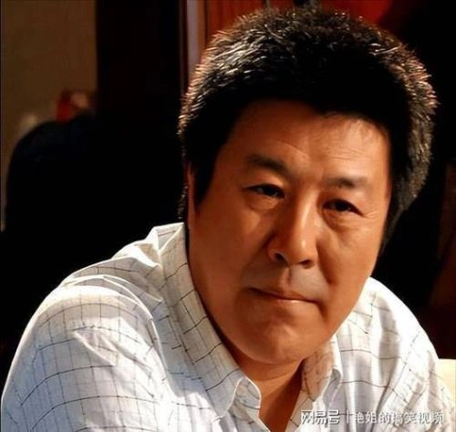 家里比较烦 吕凉 国产剧 官方剧照