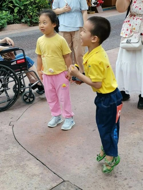 综艺 快乐酷儿 剧照