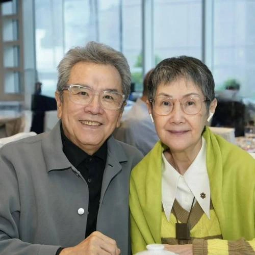 姊妹花开 琳琳 爱情片 官方剧照