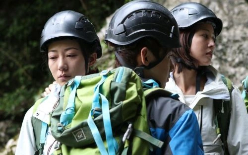 跟着贝尔去冒险 韩雪 综艺 官方剧照