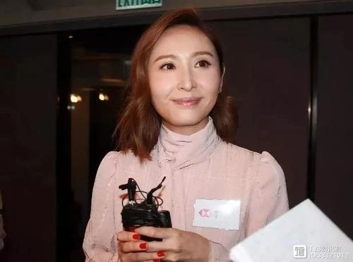 嫁到这世界边端2 综艺 陈贝儿