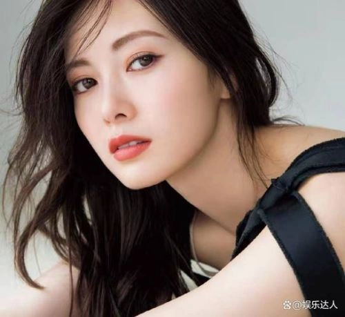 最后的鉴定人 白石麻衣 日本剧 官方剧照