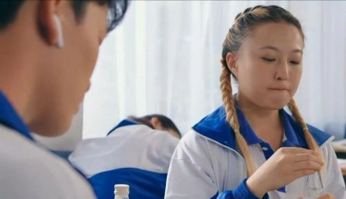 刻在书桌上的时光 剧情片 宣传照